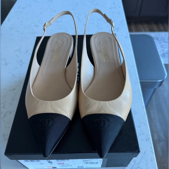 Chanel Slingback Flats - Picture 5 of 5